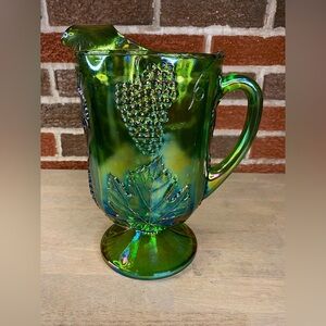VTG LRG Indiana Iridescent Green Carnival Glass Harvest Grape Vine Pitcher